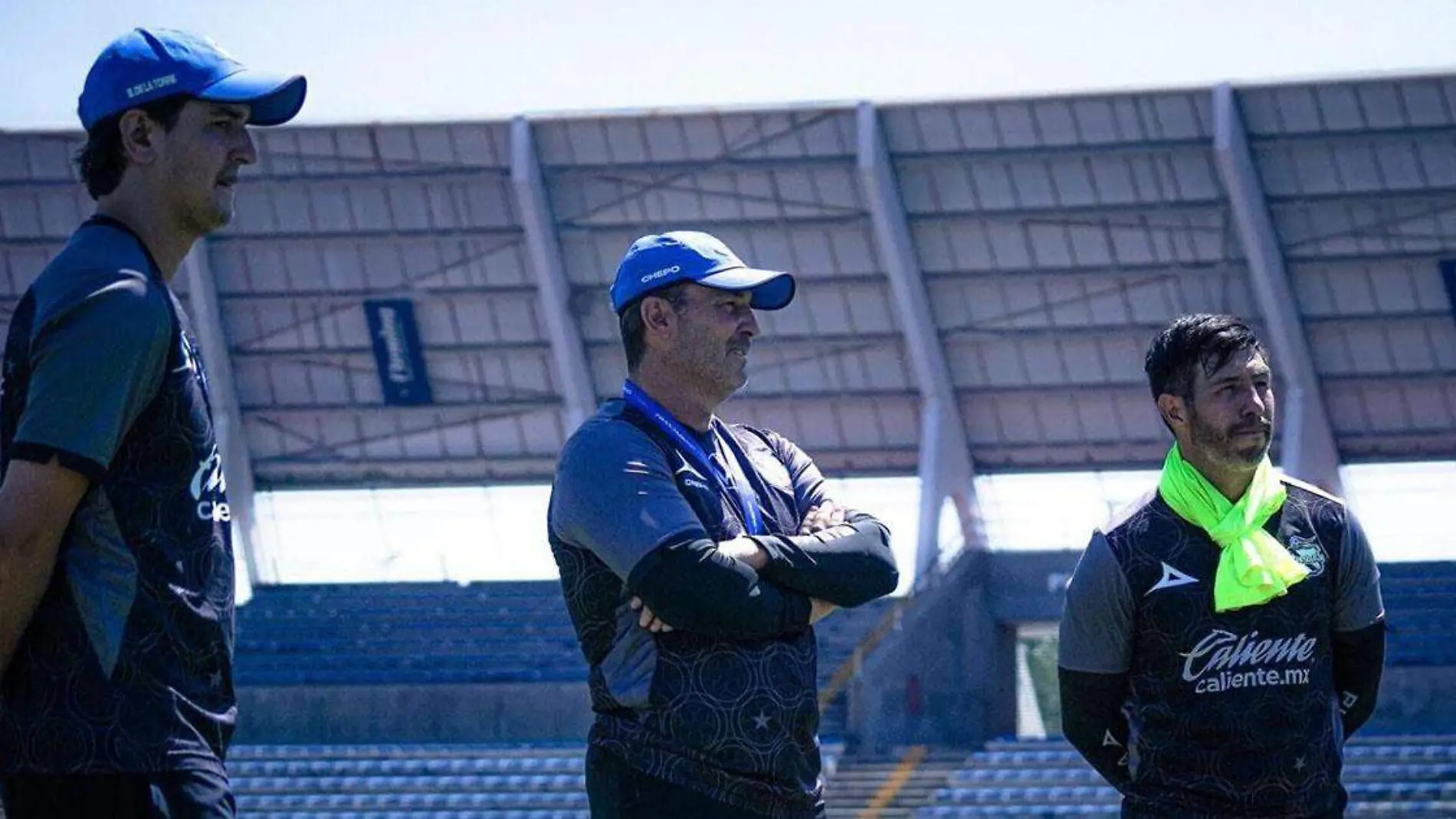 Chepo y Sergio (i) de La Torre con el Puebla FC